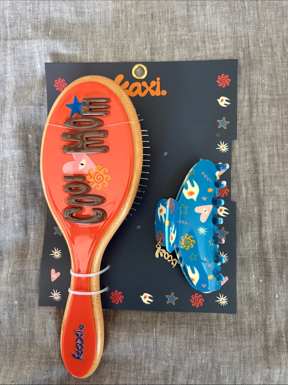 Kaxi Cool Mom Brush and Hair Clip Set